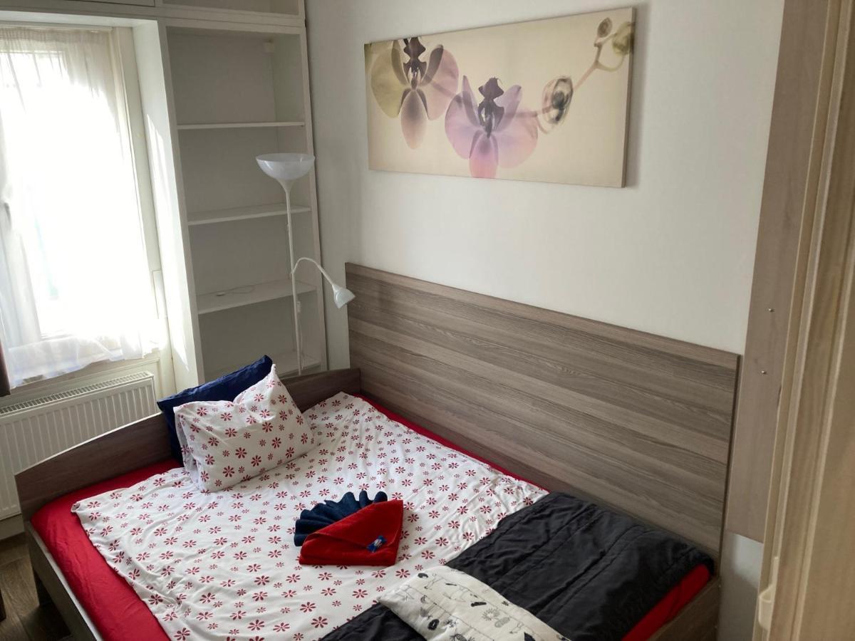 Nn Apartmanette Budapest Bagian luar foto